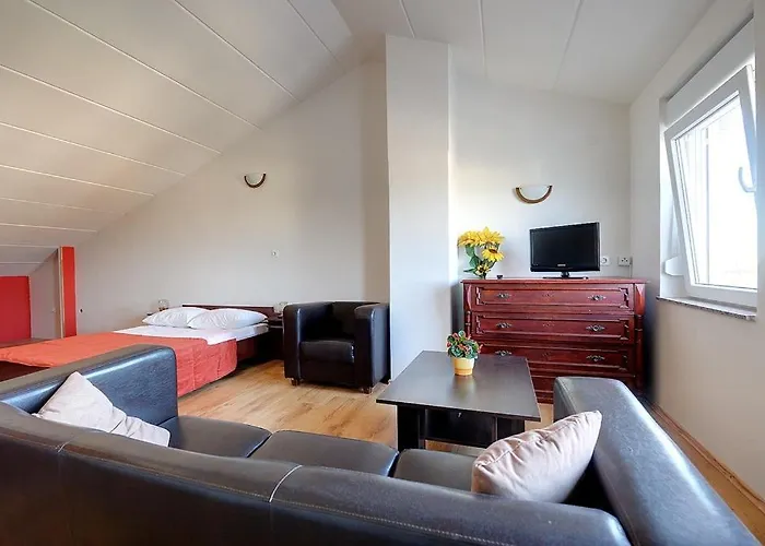 Zora Apartman *